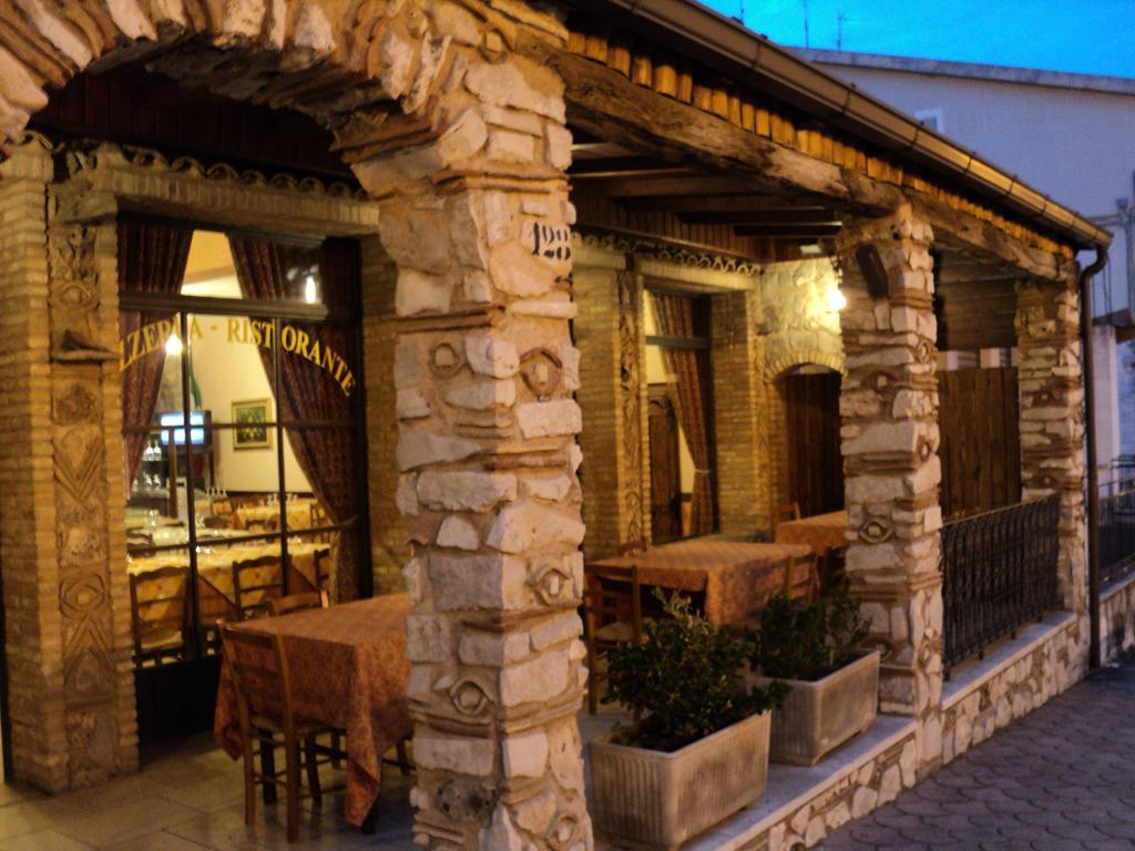 B&B Antica Trattoria ซานโจวานนี โรตอนโด ภายนอก รูปภาพ